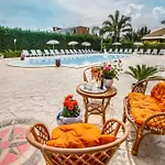 別荘 Indipendente Le Coccinelle Mare Piscina A 250 Mt Dal Mare Con Servizio Di Piscina A 400 Mt 12 K Da Cefalu カンポフェリーチェ・ディ・ロッチェッラ