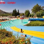 Indipendente Le Coccinelle Mare Piscina A 250 Mt Dal Mare Con Servizio Di Piscina A 400 Mt 12 K Da Cefalu