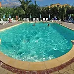Indipendente Le Coccinelle Mare Piscina A 250 Mt Dal Mare Con Servizio Di Piscina A 400 Mt 12 K Da Cefalu カンポフェリーチェ・ディ・ロッチェッラ